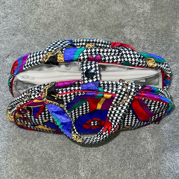 VTG Christian Dior Logo Cosmetic Case Travel Carry All Toiletry Makeup Bag Tote - Picture 11 of 12